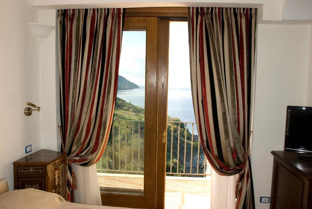 אגרופולי San Francesco Resort מראה חיצוני תמונה